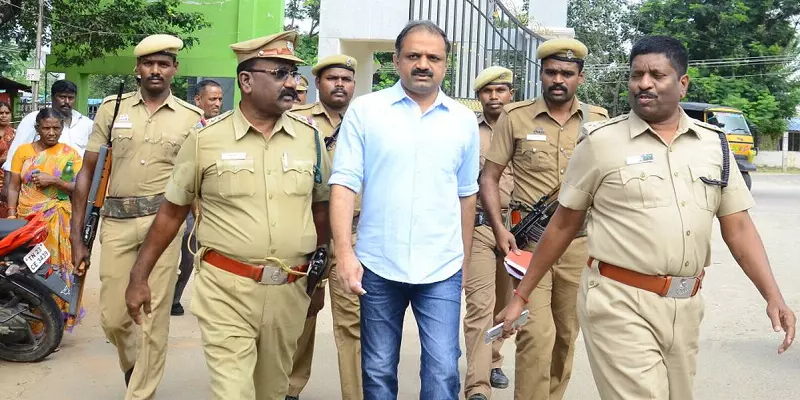 பேரறிவாளனுக்கு மேலும் ஒரு மாதம் பரோல் நீட்டிப்பு | Extension of one more  month parole to Perarivalan | Puthiyathalaimurai - Tamil News | Latest  Tamil News | Tamil News Online | Tamilnadu News