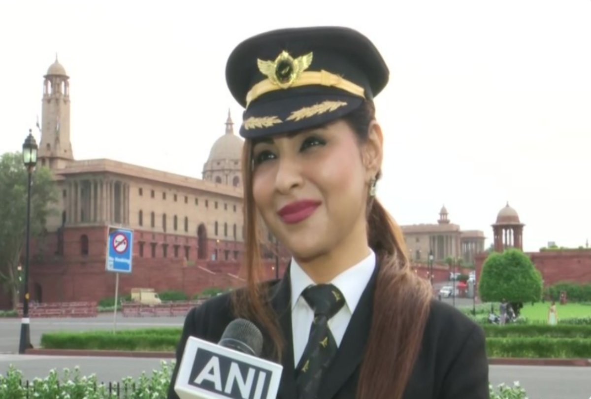 Air India Pilot Captain Zoya Agarwal becoming Un Women spokesperson For  Generation Equality Says i Am So Honoured To Carry Our Flag All Across The  World - सम्मान की बात : एयर
