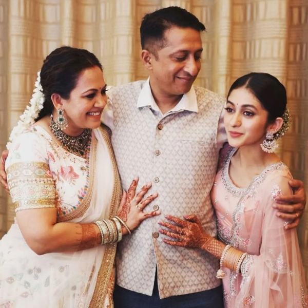  Bigg Boss Archana Chandhoke shares a cute family photo 