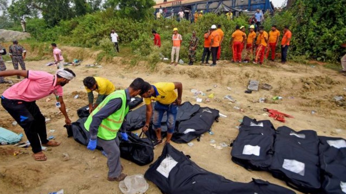 Railway Officials used artificial intelligence ‛Sanchar Saathi’ Portal to find unidentified bodies in Odisha train accident, 