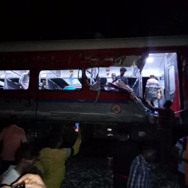 How did coramandel express train derails in Odisha: shocking information 