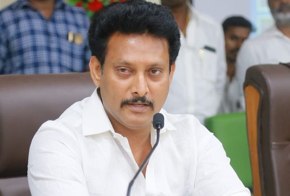 அன்பில் மகேஸ்