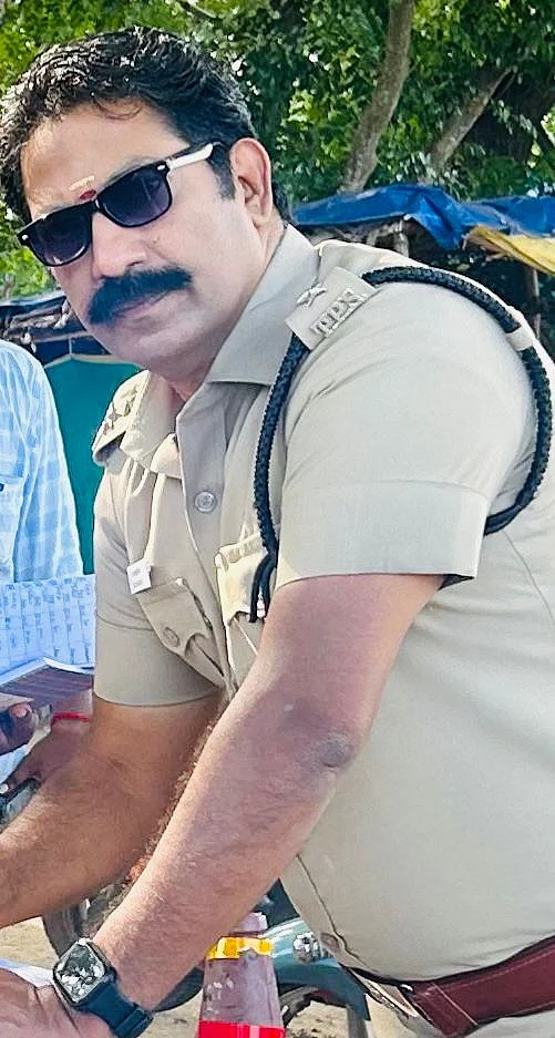 டி.எஸ்.பி சுந்தரேசன்