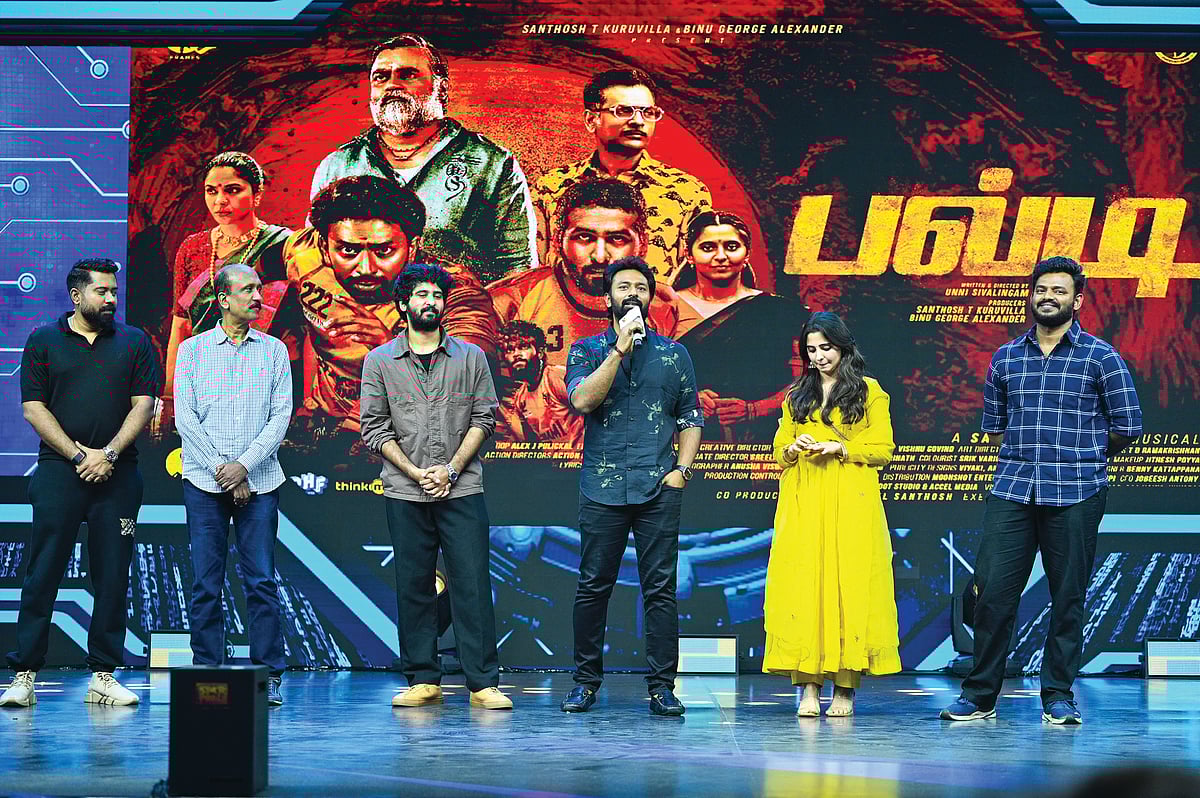 விகடன் மேடையில் பல்டி படக்குழு