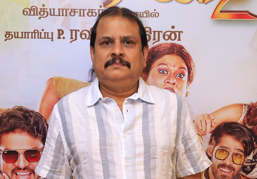 இயக்குநர் எழில்