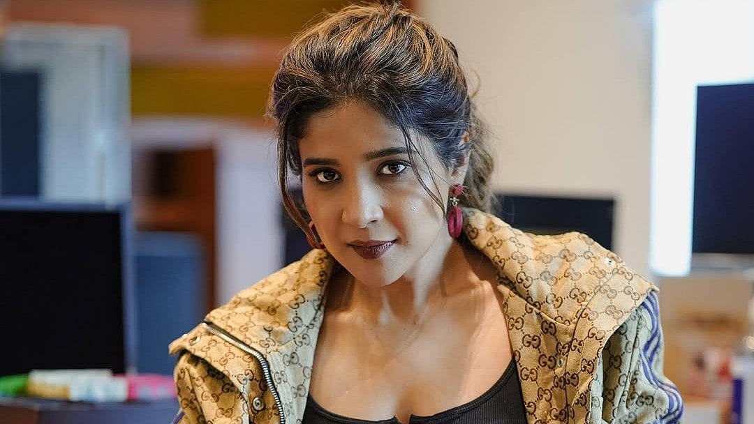 சாக்ஷி அகர்வால்