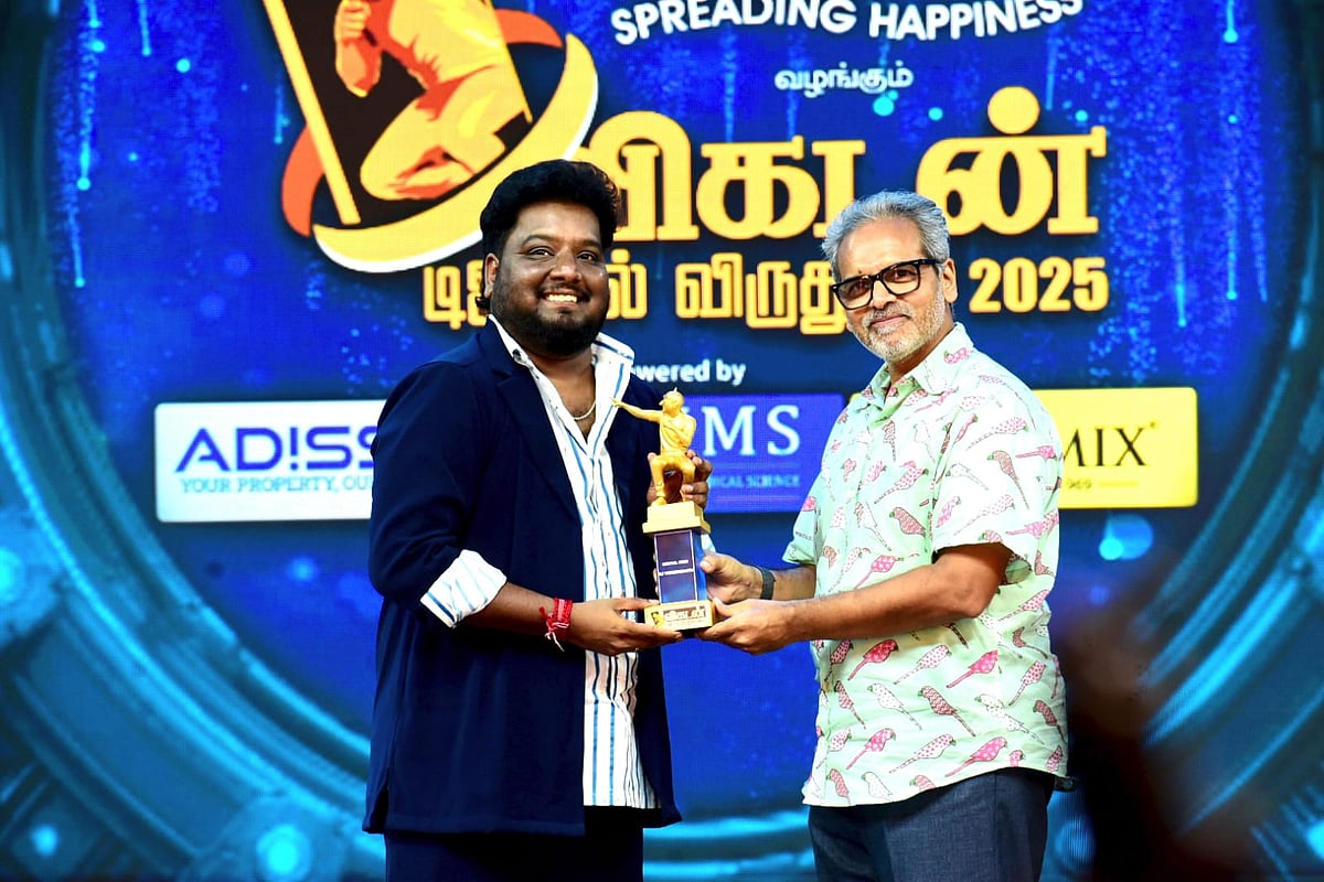 ஆர்.ஜே. விக்னேஷ்காந்த் - சீனிவாசன்