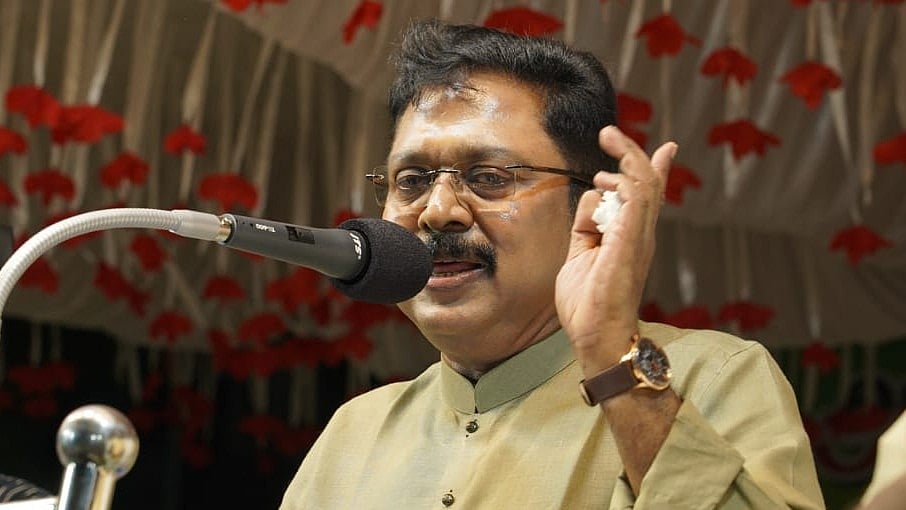 அம்மா மக்கள் முன்னேற்றக் கழகத்தின் தலைவர் டிடிவி தினகரன்