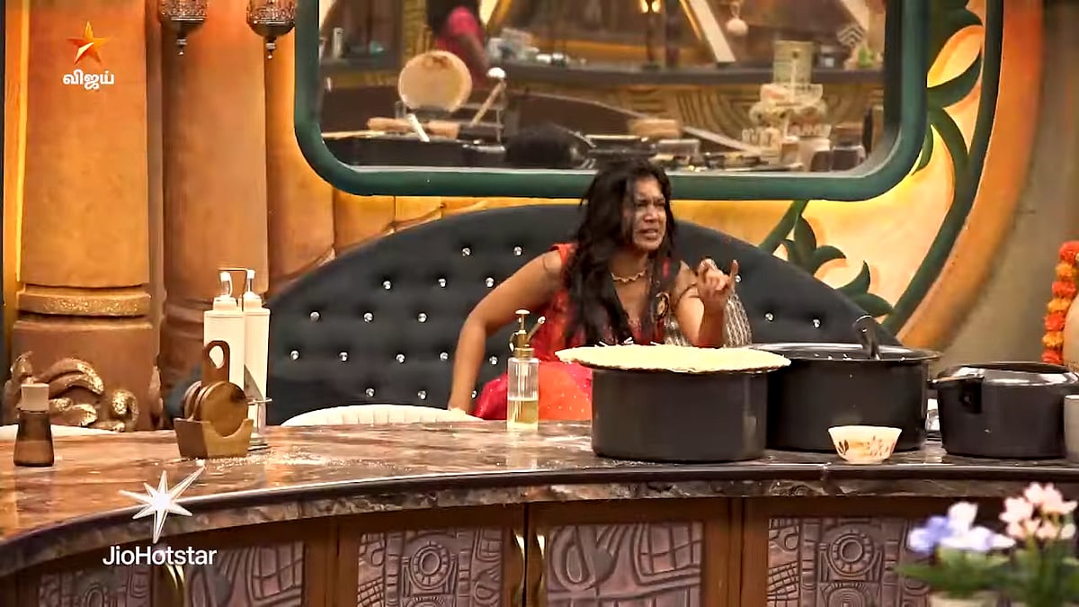 விஜே பார்வதி 