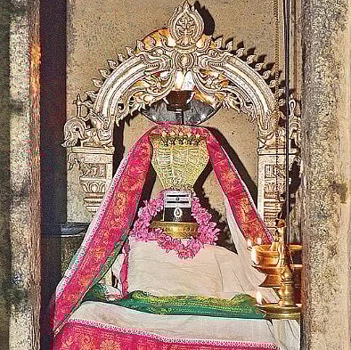 ஆயிரத்தெண் விநாயகர் கோயில் சிவன்