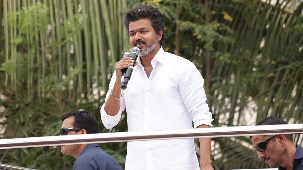 தவெக தலைவர் விஜய் 