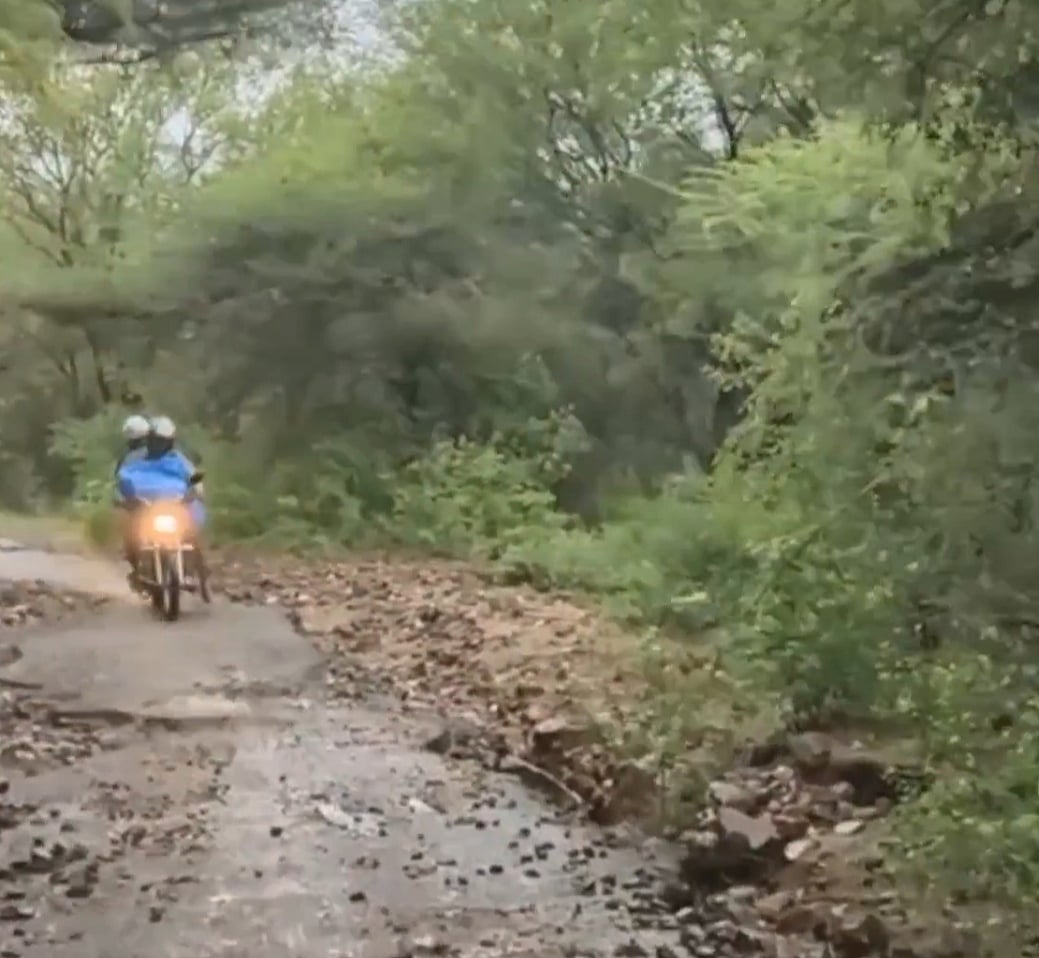 மோசமான சாலை