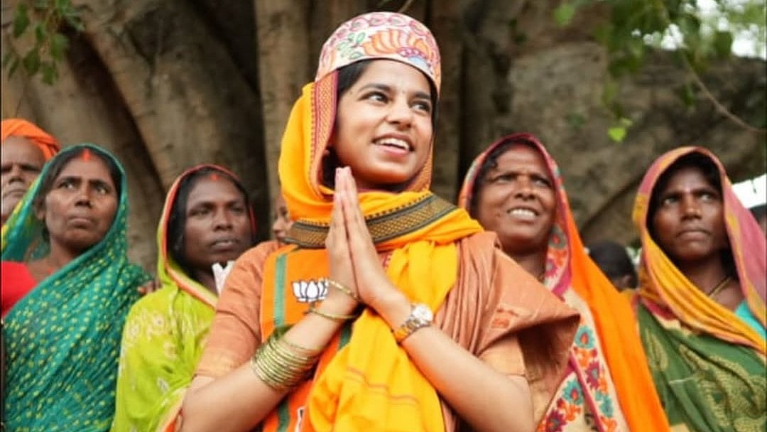 மைதிலி தாக்கூர்