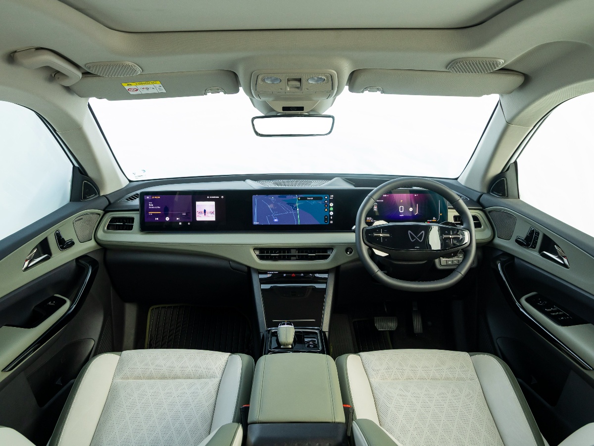 new mahindra xev 9s suv interior