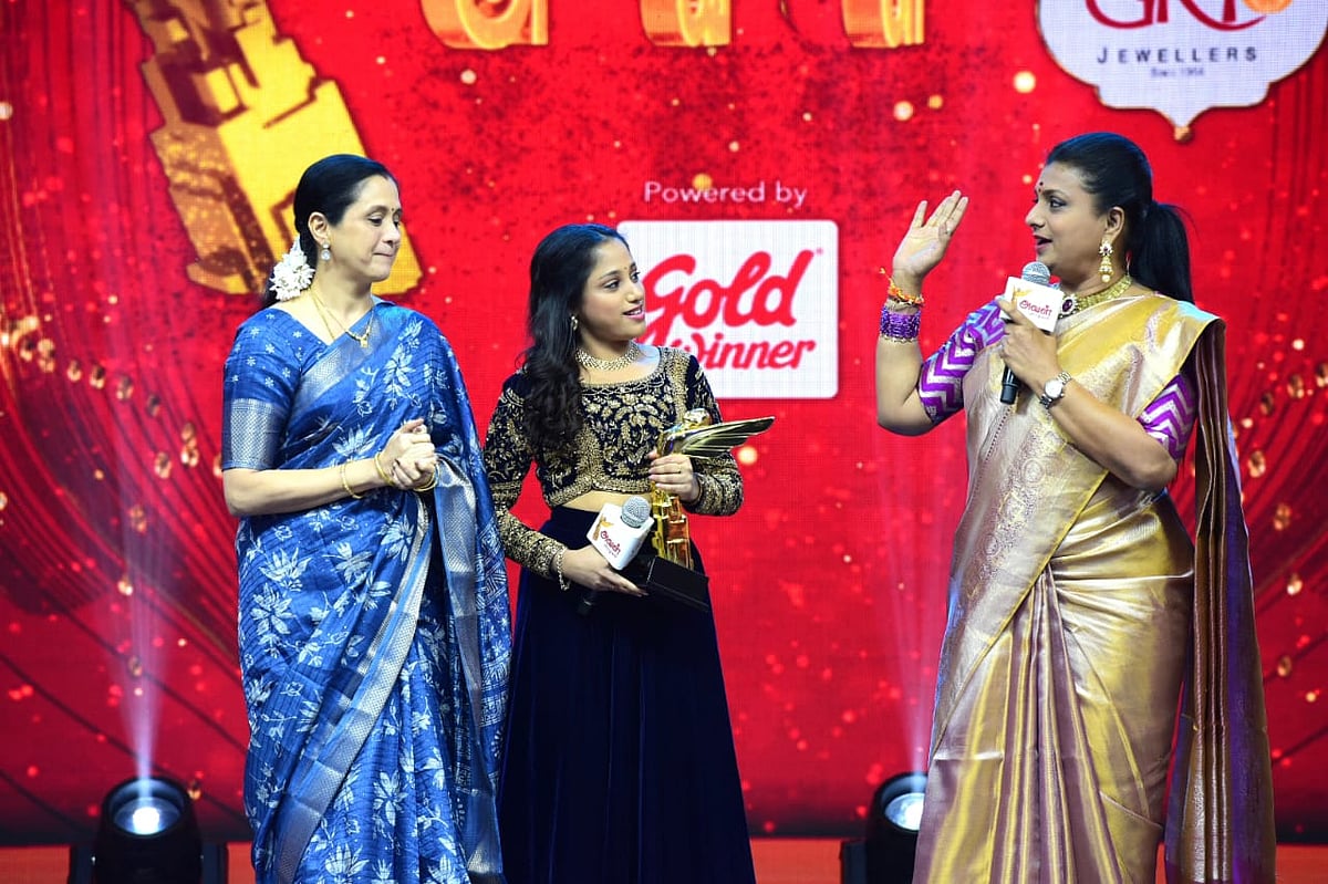 தேவயாணி, இனியா, ரோஜா