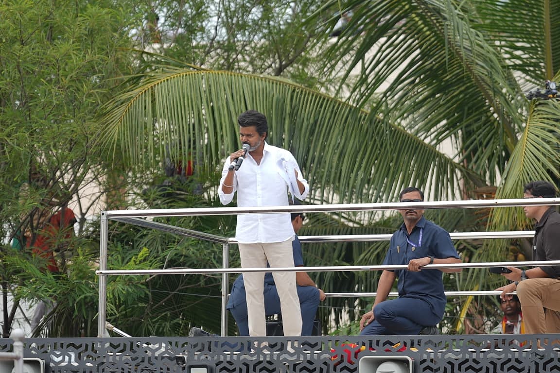 விஜய் - தமிழக வெற்றிக் கழகம் விஜய்