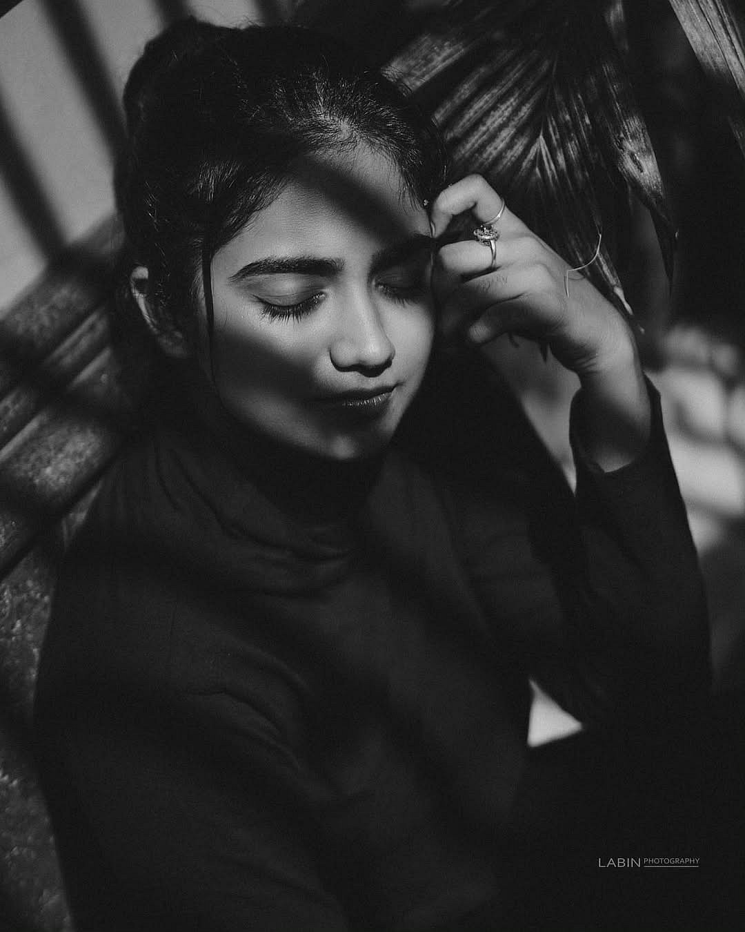 நடிகை மாளவிகா மனோஜ் 