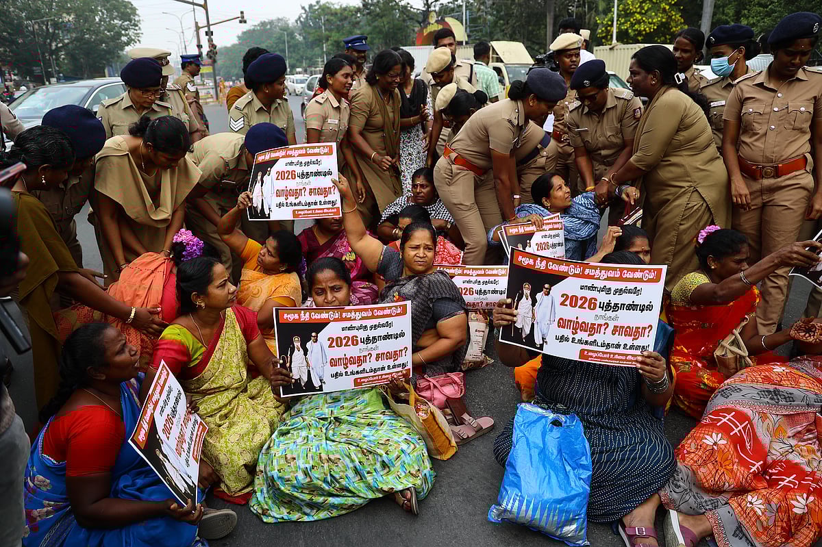 தூய்மைப் பணியாளர்கள் போராட்டம்