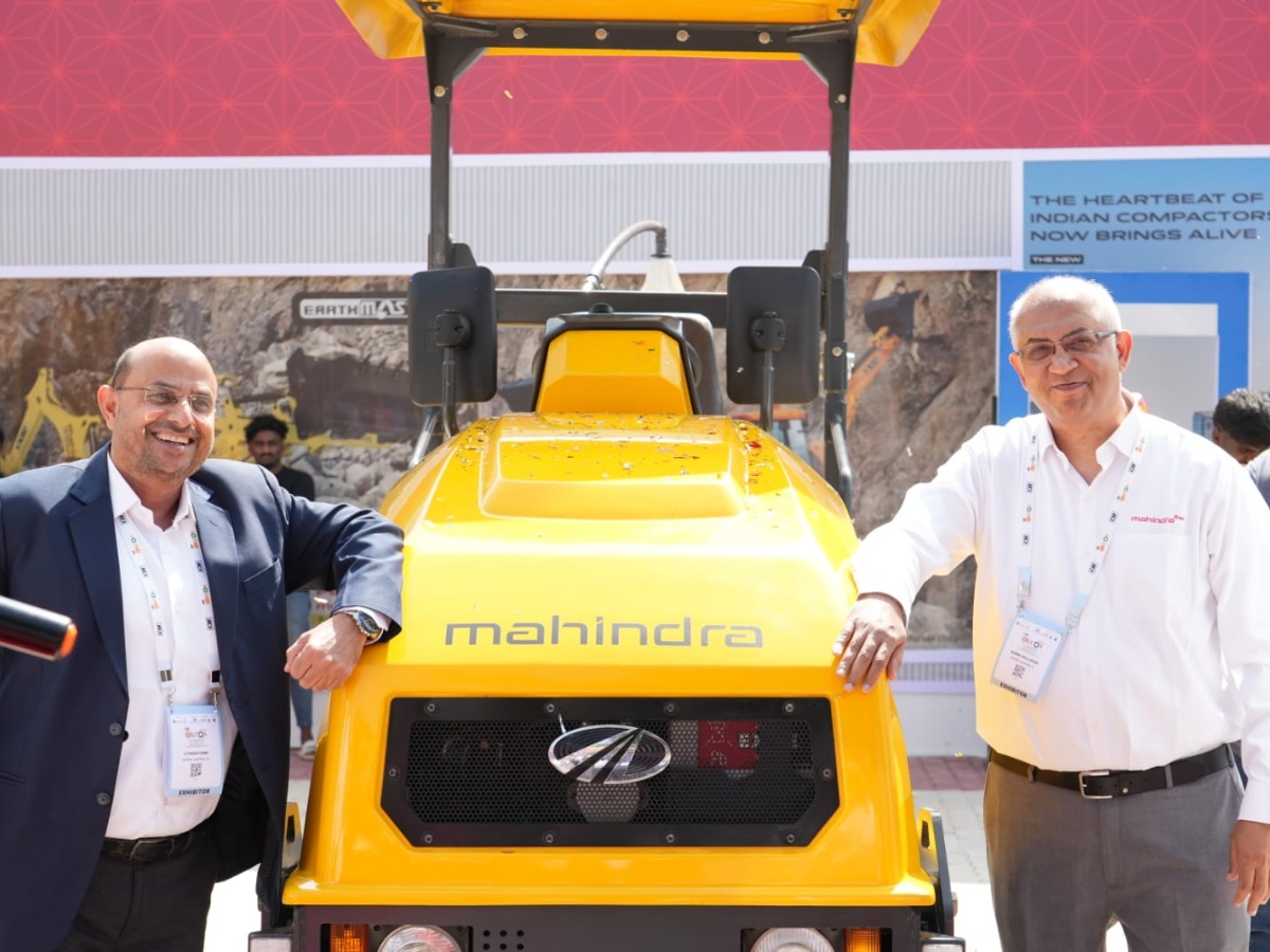 mahindra compax compactor 1