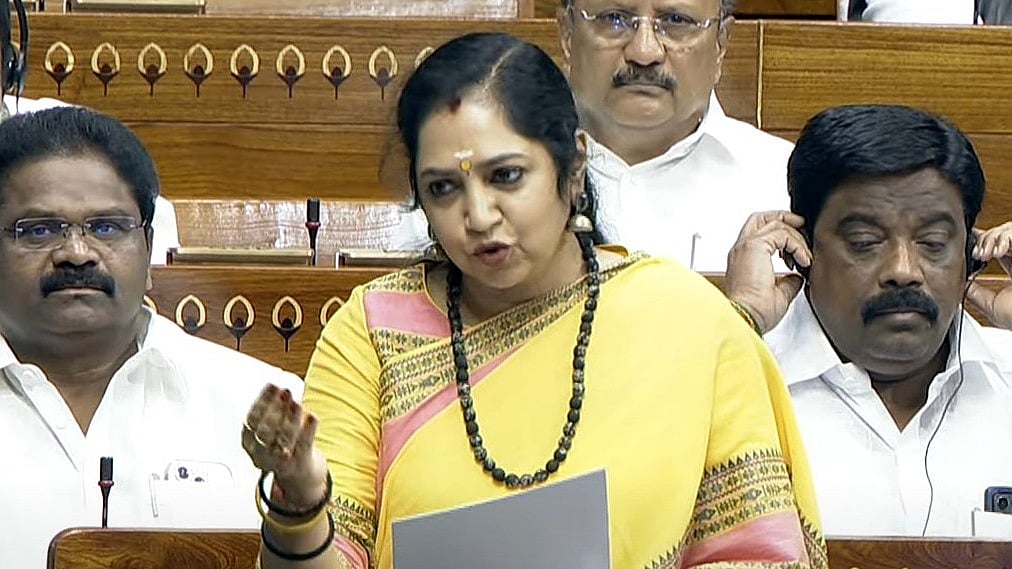 மக்களவையில் தமிழச்சி தங்கபாண்டியன்