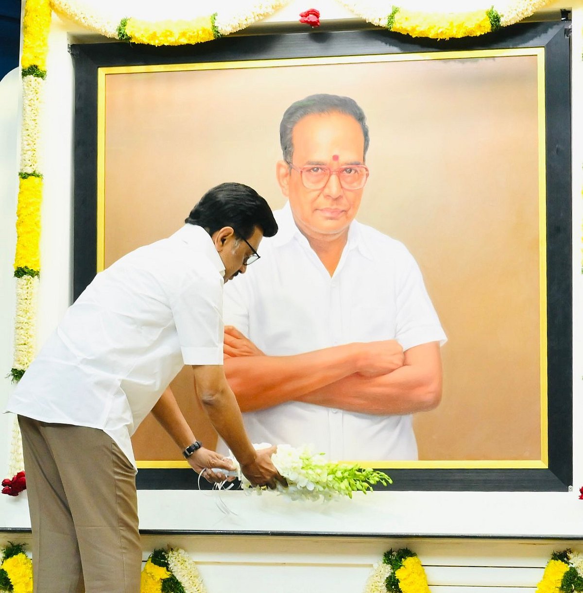 நினைவேந்தல்: ஏவி.எம் சரவணன்