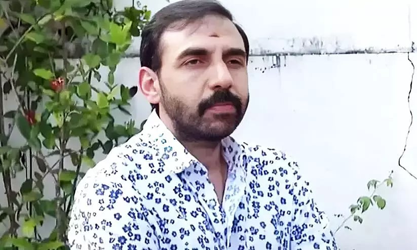 உன்னிகிருஷ்ணன் போற்றி