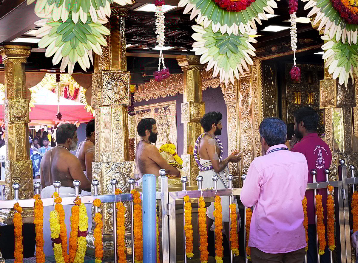 சபரிமலை ஐயப்ப சுவாமி கோயில்