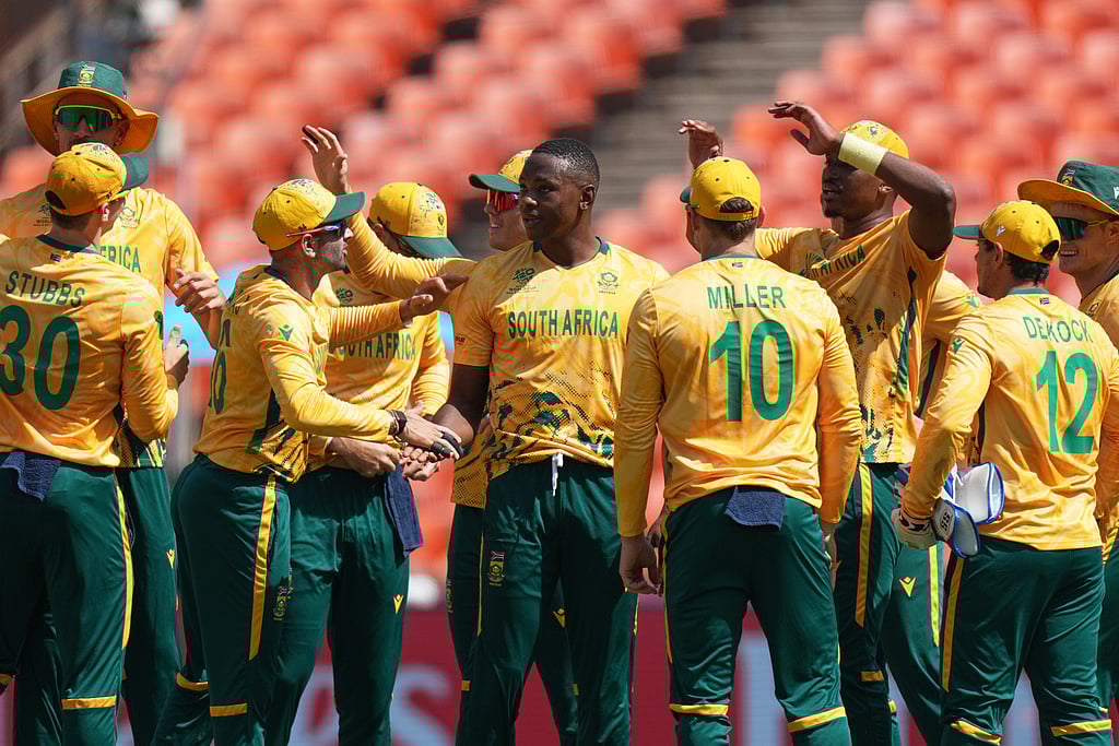 SA-வை பதற வைத்த AFG!