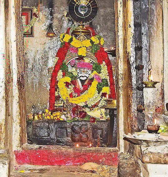 கொங்கணவர் சித்தர் சந்நிதி 