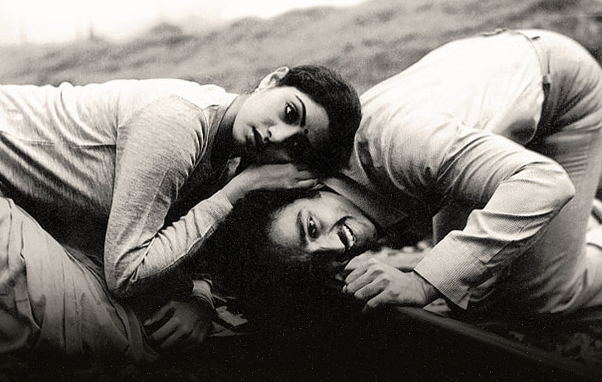 மூன்றாம் பிறை