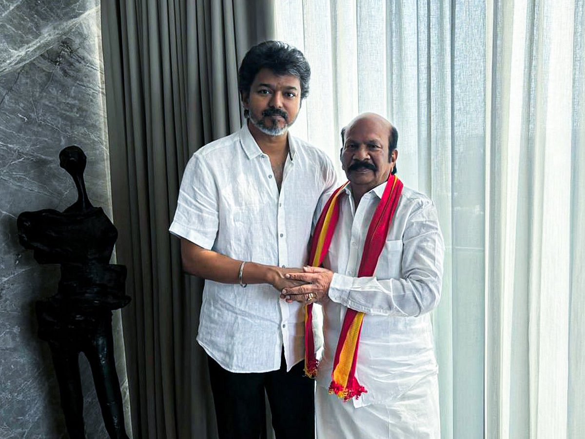 வி.எஸ்.பாபு