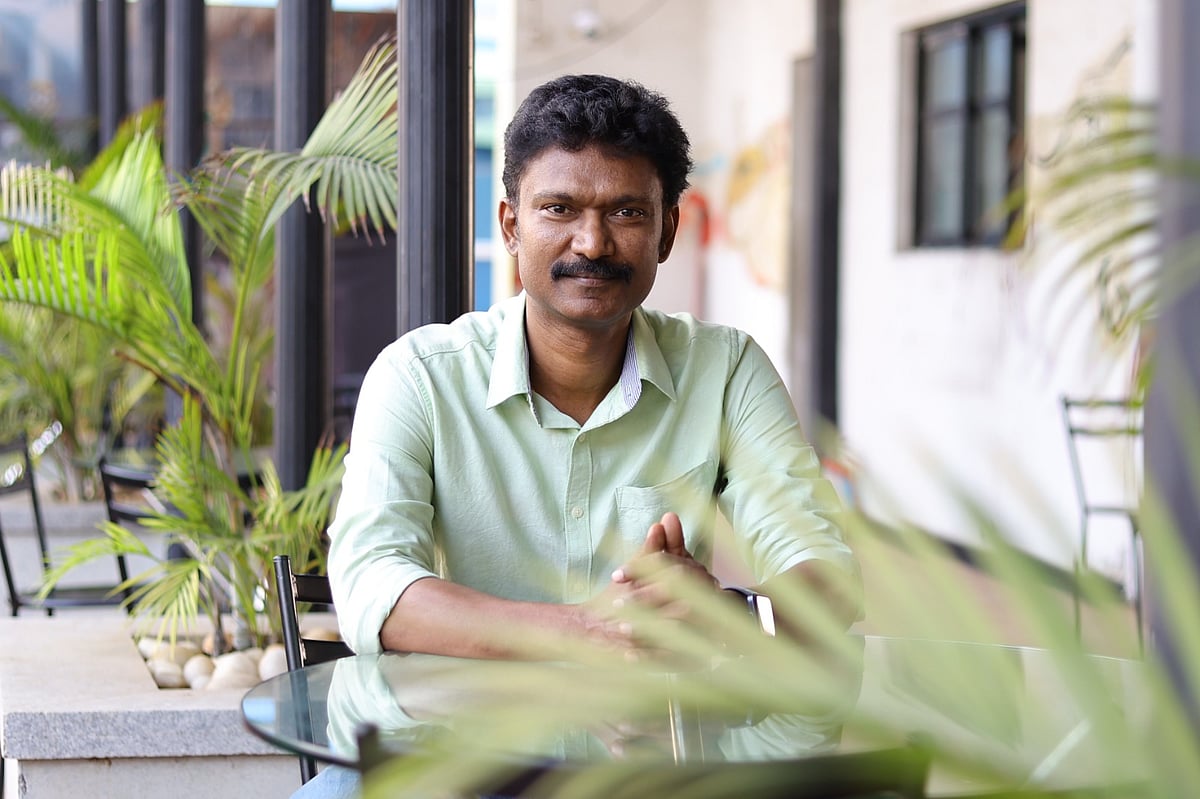 Kadhal Ara Onnu - Lyricist Muthamizh